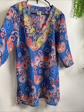 Vibrant Blue Paisley Tunic with Gold Embroidered V-Neck